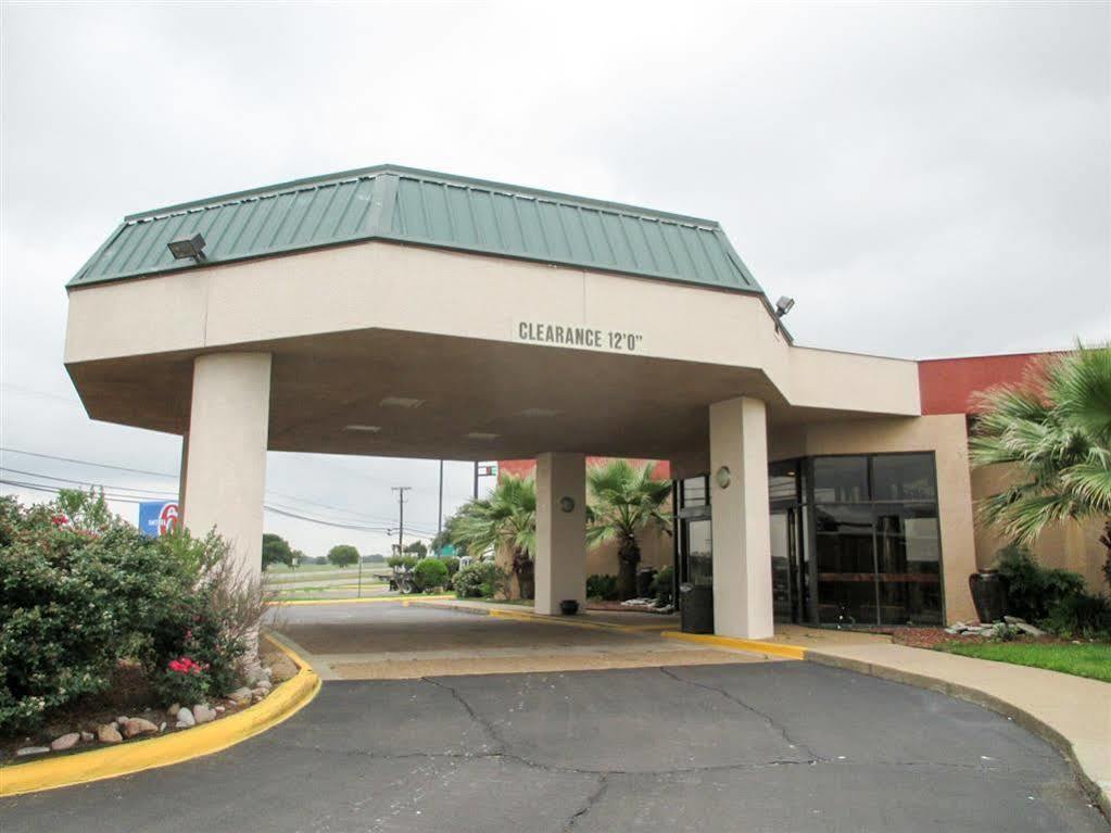 Days Inn By Wyndham Sherman Exterior photo